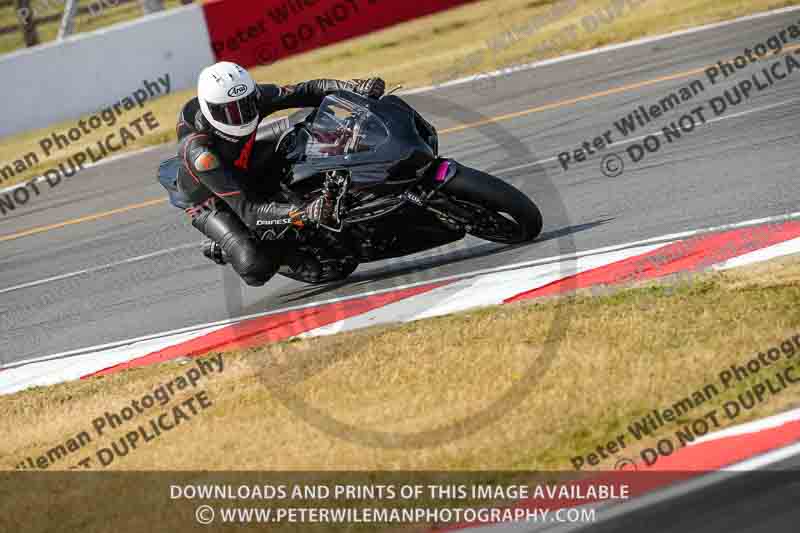 donington no limits trackday;donington park photographs;donington trackday photographs;no limits trackdays;peter wileman photography;trackday digital images;trackday photos